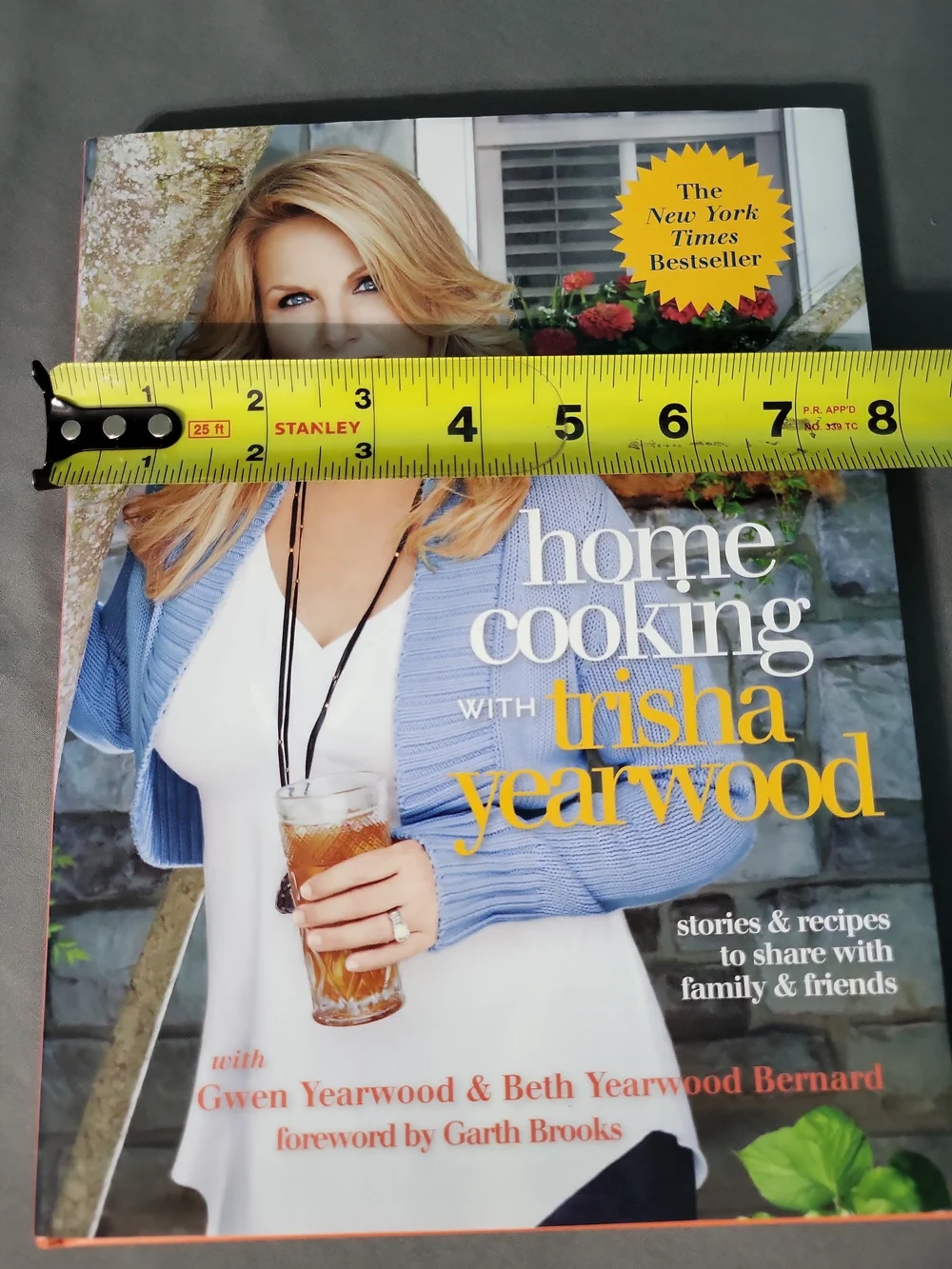Home Cooking with Trisha Yearwood stories & recipes Cookbook